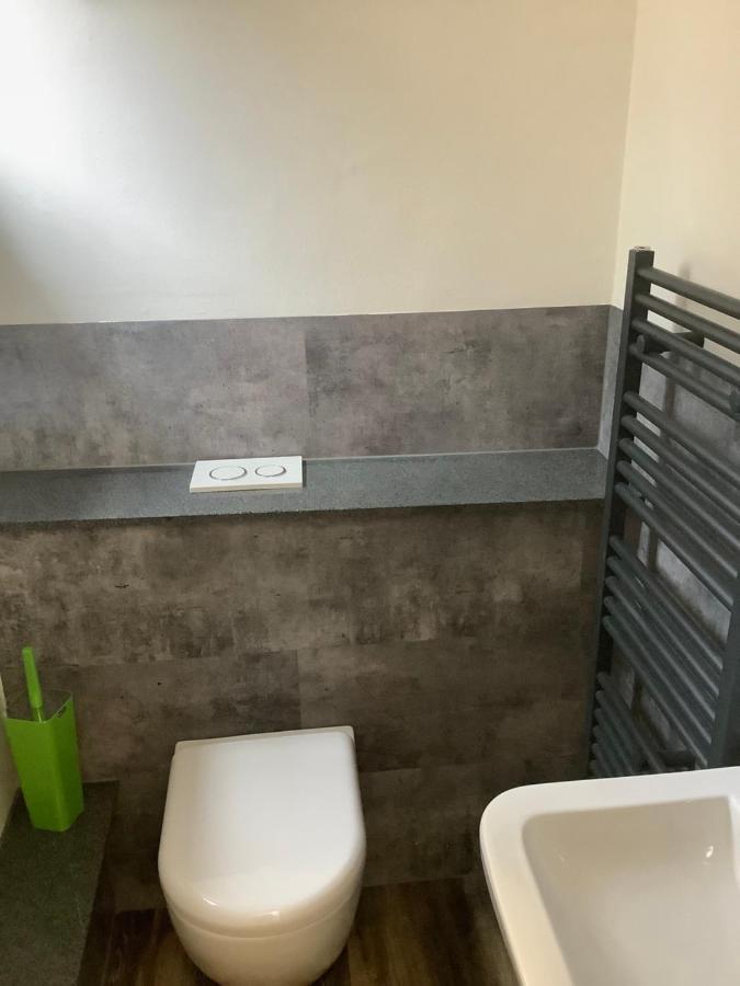 Schoene Ferienwohnung Άιζεναχ Εξωτερικό φωτογραφία